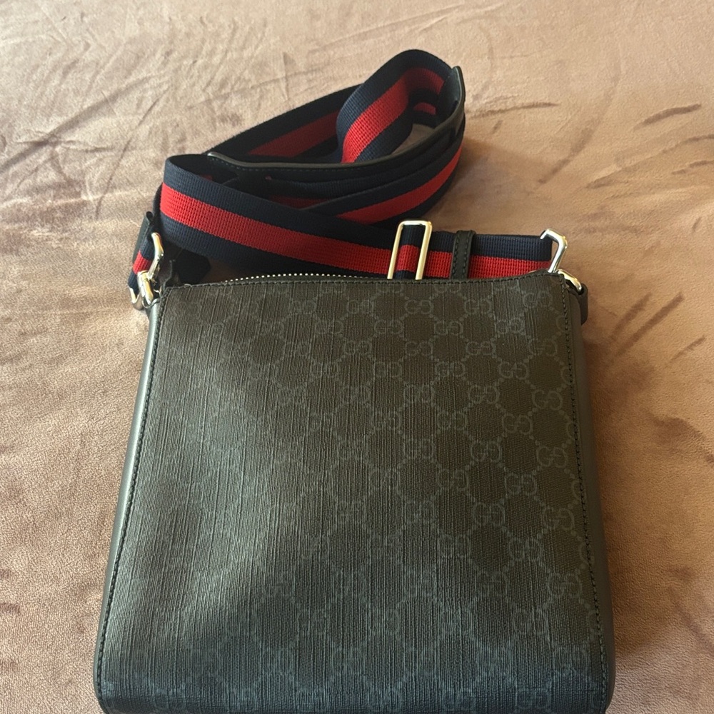 Gucci Black GG Monogram Crossbody with Red and Navy Web Strap - Picture 2 of 7